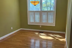 720 Rutherford Rd, Greenville, SC 29609 - Photo 6