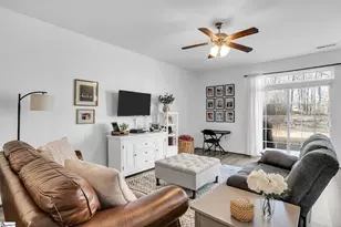 215 Marshland Ln, Greer, SC 29650 - Photo 8