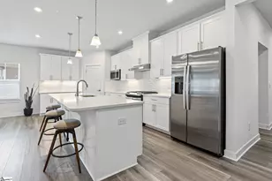 42 Comanche Trl, Greenville, SC 29607 - Photo 2