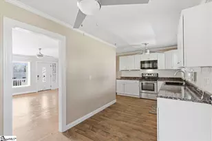 18 Maudie St, Greenville, SC 29605 - Photo 22