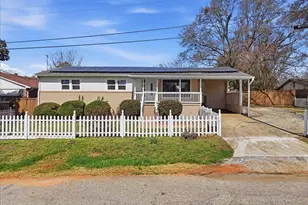 18 Maudie St, Greenville, SC 29605 - Photo 2