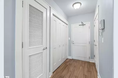 155 Riverplace #Unit 401, Greenville, SC 29601 - Photo 4