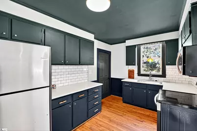 130 Pleasant Ridge Avenue, Greenville, SC 29605 - Photo 12