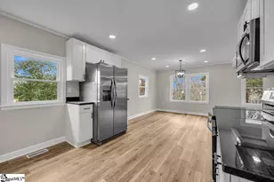 410 E South 3rd St, Seneca, SC 29678 - Photo 16