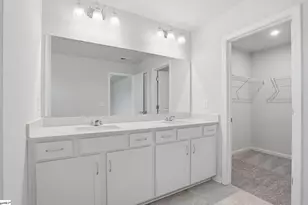 1215 Fox Holw St, Spartanburg, SC 29303 - Photo 30