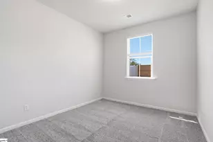 1215 Fox Holw St, Spartanburg, SC 29303 - Photo 12