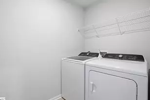 1215 Fox Holw St, Spartanburg, SC 29303 - Photo 18
