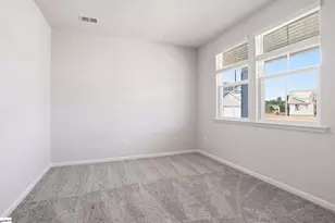 1215 Fox Holw St, Spartanburg, SC 29303 - Photo 4