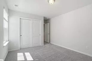 1215 Fox Holw St, Spartanburg, SC 29303 - Photo 20
