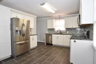 105 Rockmont Rd, Greenville, SC 29615 - Photo 4