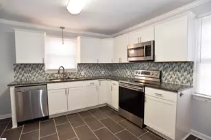 105 Rockmont Rd, Greenville, SC 29615 - Photo 6