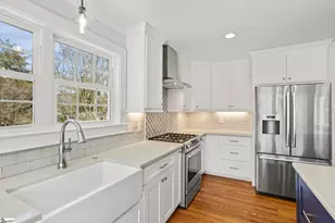 102 Rice St, Greenville, SC 29605 - Photo 10