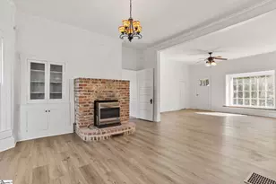 5994 N Old Laurens Rd, Gray Court, SC 29645 - Photo 8