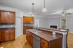 9 Randy Dr, Taylors, SC 29687 - Photo 8