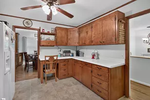 104 Laurel Ln, Seneca, SC 29678 - Photo 10