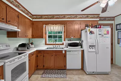 104 Laurel Lane, Seneca, SC 29678 - Photo 6