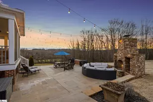 904 Laurelwood Way, Landrum, SC 29356 - Photo 4