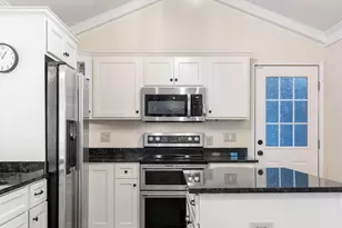 208 Overcreek Rd, Greenville, SC 29607 - Photo 6