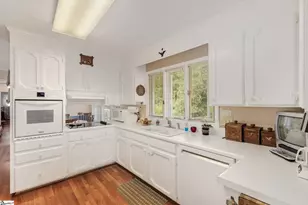 406 Dellrose Cir, Taylors, SC 29687 - Photo 10