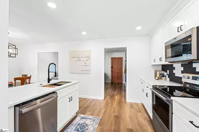 307 Spruce Street, Greenville, SC 29611 - Photo 8