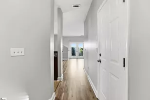 226 Cedar Crossing Ln, Greenville, SC 29615 - Photo 2