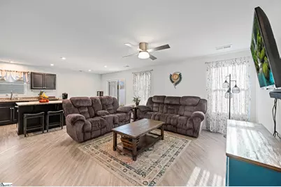 114 Sylvester Street, Fountain Inn, SC 29644 - Photo 6