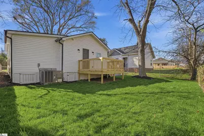 101 Hawkins Street, Greenville, SC 29611 - Photo 24
