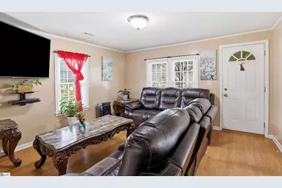 211 Buncombe Street, Greer, SC 29650 - Photo 6