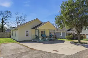 211 Buncombe St, Greer, SC 29650 - Photo 1