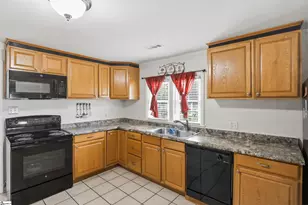 211 Buncombe St, Greer, SC 29650 - Photo 12