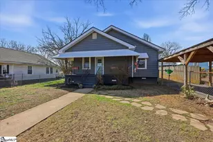 8 Circle St, Travelers Rest, SC 29690 - Photo 2