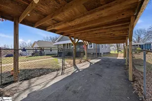 8 Circle St, Travelers Rest, SC 29690 - Photo 36