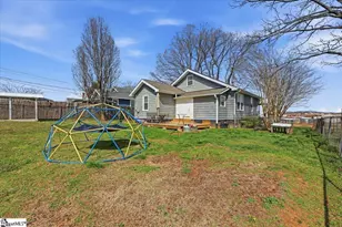 8 Circle St, Travelers Rest, SC 29690 - Photo 30