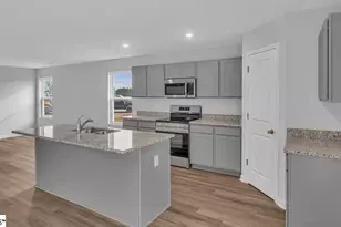 250 Green Pasture Rd, Fountain Inn, SC 29644 - Photo 6