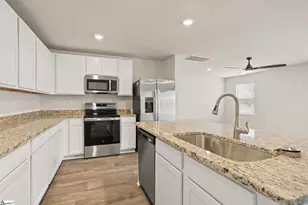 217 Green Pasture Rd, Fountain Inn, SC 29644 - Photo 6