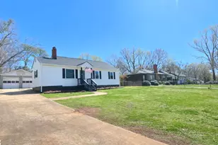 118 Woodland Dr, Greenville, SC 29617 - Photo 2