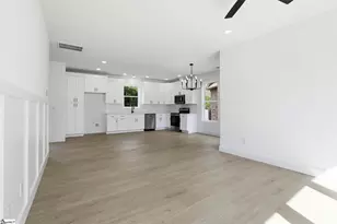 433 Ambiance Ct, Spartanburg, SC 29301 - Photo 2