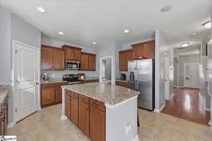 258 E Pyrenees Dr, Lyman, SC 29365 - Photo 10