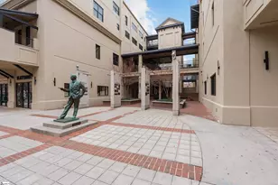 233 N Main St, Greenville, SC 29601 - Photo 14