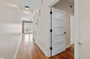 233 N Main St, Greenville, SC 29601 - Photo 4