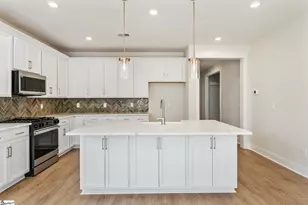 100 Saratoga Oaks St, Williamston, SC 29697 - Photo 6