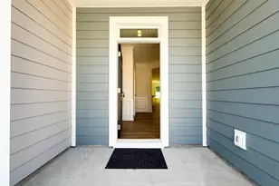 613 Autumn Lk Rd, Simpsonville, SC 29681 - Photo 2