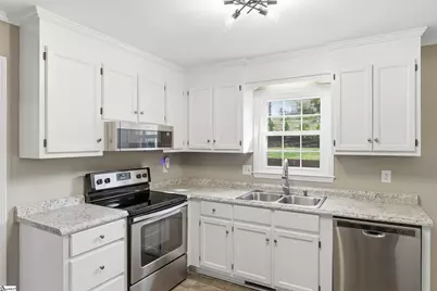 105 Kestrel Court, Taylors, SC 29687 - Photo 12