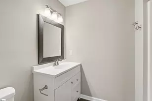 105 Kestrel Ct, Taylors, SC 29687 - Photo 16