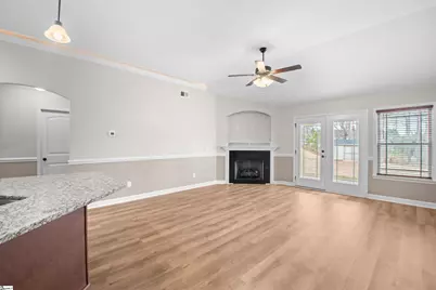 211 Daybreak Court, Wellford, SC 29385 - Photo 4