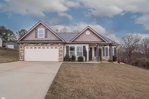 211 Daybreak Ct, Wellford, SC 29385 - Photo 1