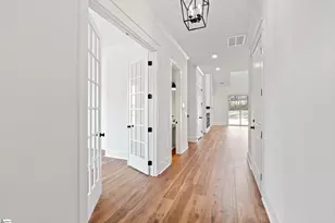 107 Halowell Ln, Travelers Rest, SC 29690 - Photo 4