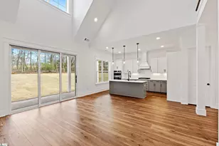 107 Halowell Ln, Travelers Rest, SC 29690 - Photo 10