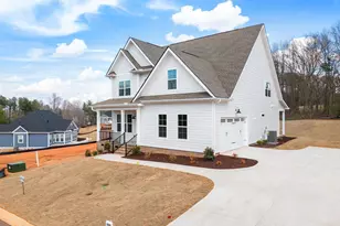 107 Halowell Ln, Travelers Rest, SC 29690 - Photo 2