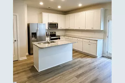 1111 Wharf Trail, Spartanburg, SC 29306 - Photo 2